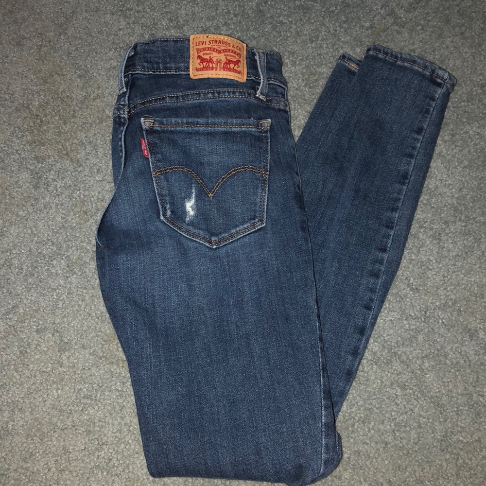Levi skinny jeans